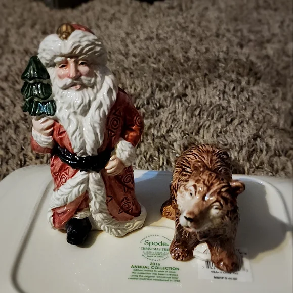 VTG Christmas Fitz and Floyd Russian Santa and Bear Salt Pepper Shaker Set 1990 - Picture 1 of 8